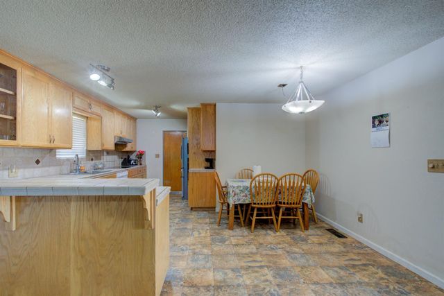 2982 Sequoia Dr, Merced, CA 95340