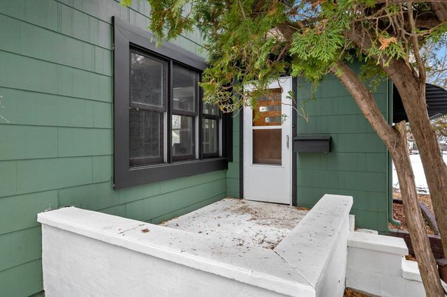 5216 Bryant Avenue N, Minneapolis, MN 55430