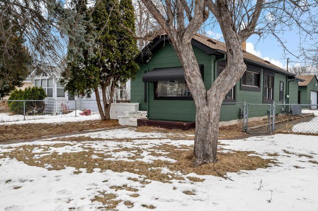 5216 Bryant Avenue N, Minneapolis, MN 55430