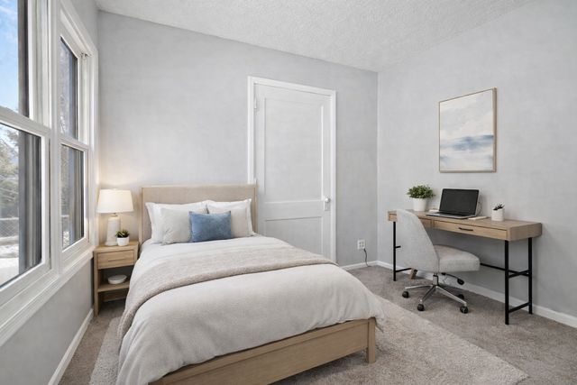 5216 Bryant Avenue N, Minneapolis, MN 55430