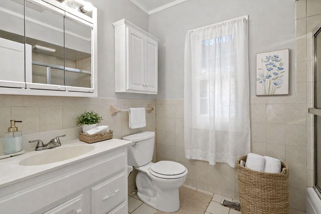 5216 Bryant Avenue N, Minneapolis, MN 55430