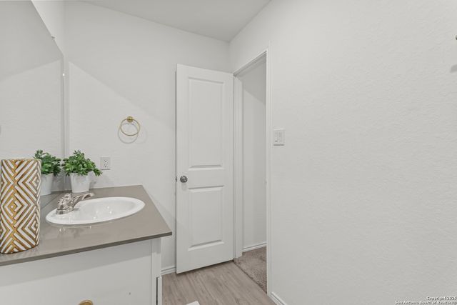 7022 Serf Pl, San Antonio, TX 78252