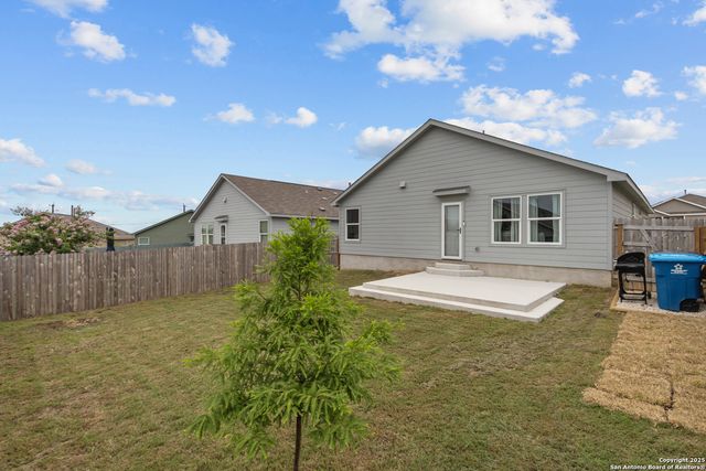 7022 Serf Pl, San Antonio, TX 78252