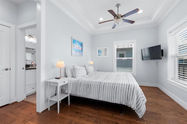 11706 Opihi, Galveston, TX 77554