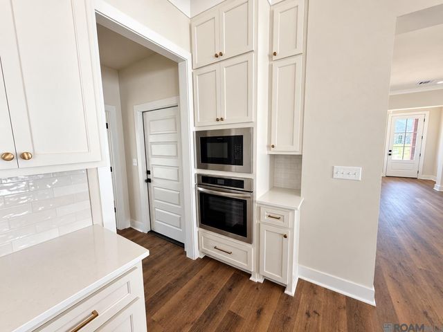 7228 E Rue Lierre, Zachary, LA 70791
