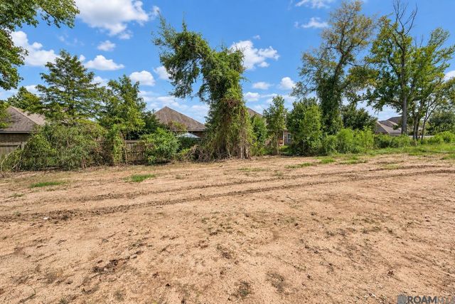 7228 E Rue Lierre, Zachary, LA 70791