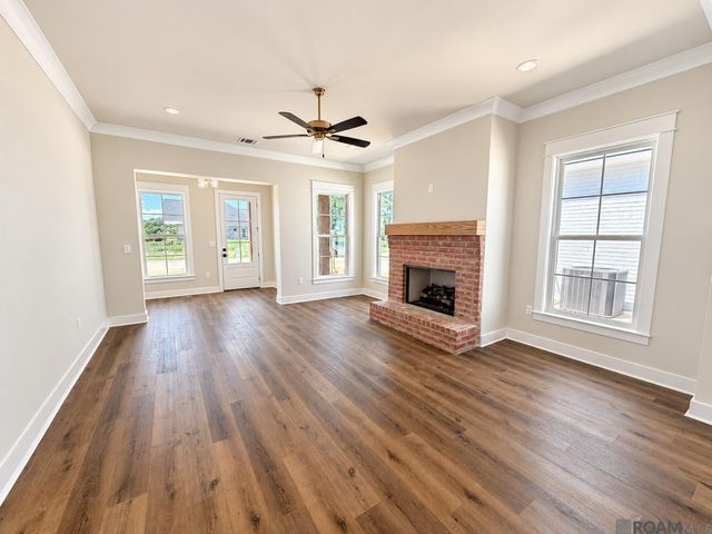 7228 E Rue Lierre, Zachary, LA 70791