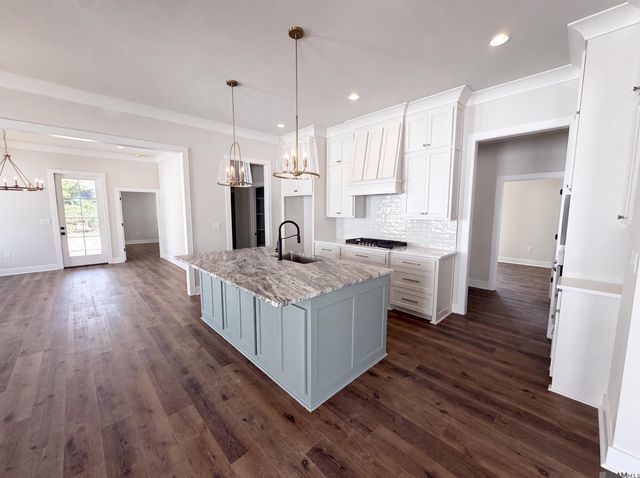 7228 E Rue Lierre, Zachary, LA 70791