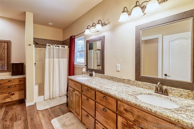 13010 S 85th St E, Muskogee, OK 74403