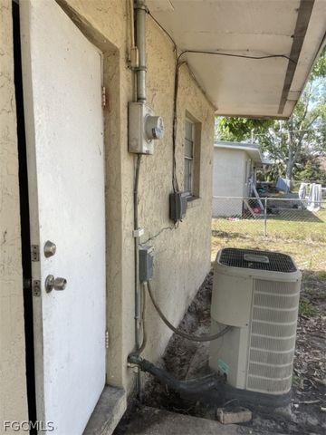 1160 Sumter DR, Fort Myers, FL 33905