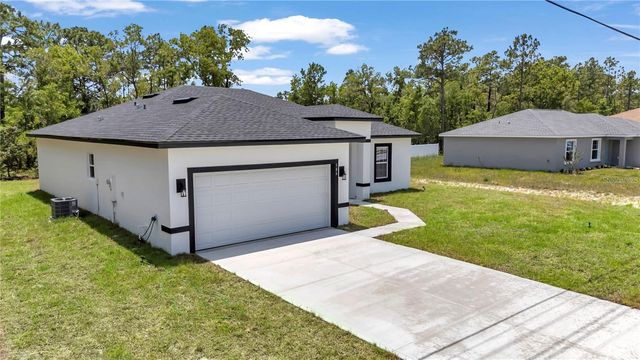 586 MARION OAKS TRL, Ocala, FL 34473