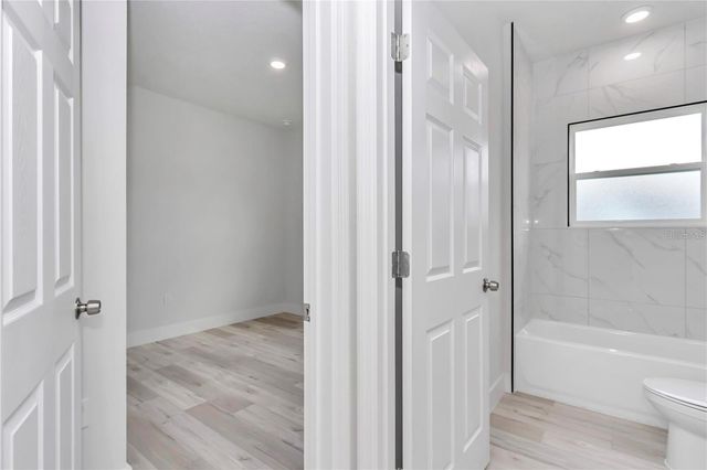 586 MARION OAKS TRL, Ocala, FL 34473