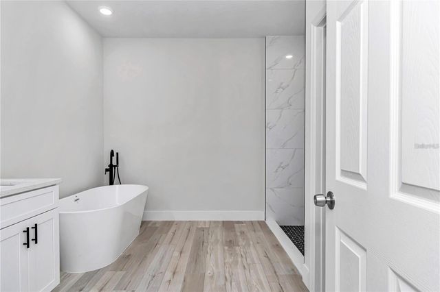 586 MARION OAKS TRL, Ocala, FL 34473