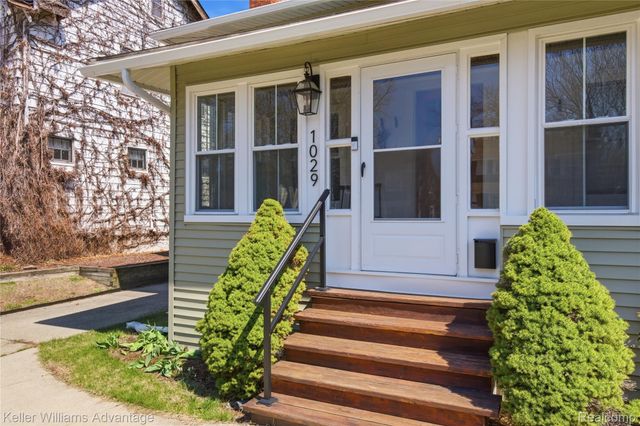 1029 Longfellow Avenue, Royal Oak, MI 48067