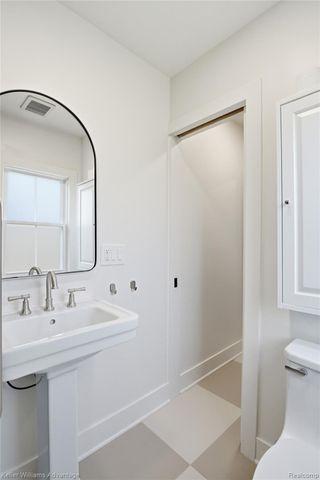 1029 Longfellow Avenue, Royal Oak, MI 48067
