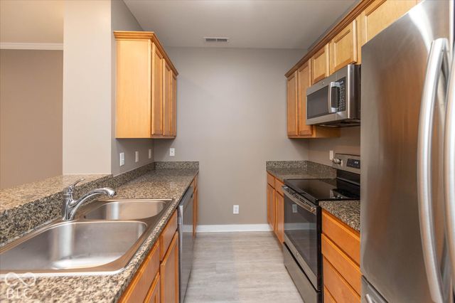 220 N Cleveland Street B, Indianapolis, IN 46204