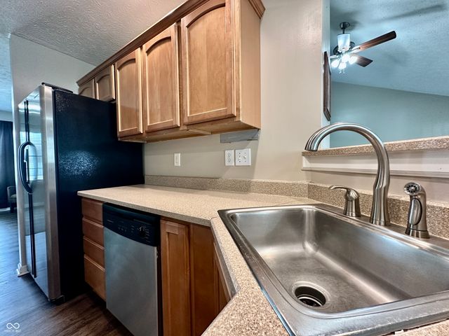 792 Abundance Lane, Avon, IN 46123