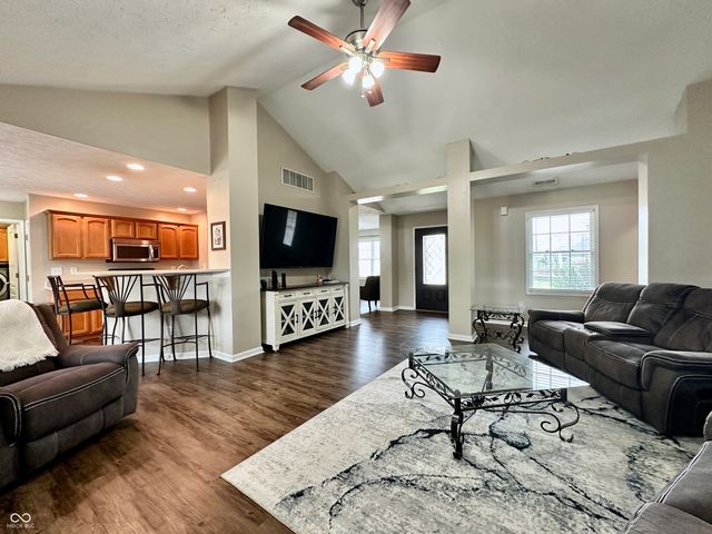 792 Abundance Lane, Avon, IN 46123