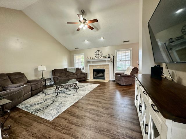 792 Abundance Lane, Avon, IN 46123