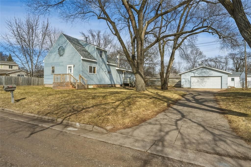 819 Harriet Street, Altoona, WI 54720