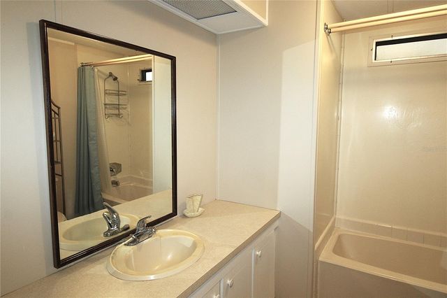 5580 STONEHAVEN LANE, Sarasota, FL 34233