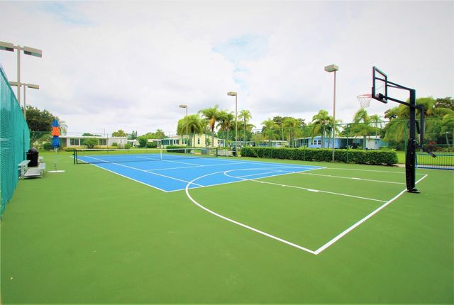 5580 STONEHAVEN LANE, Sarasota, FL 34233