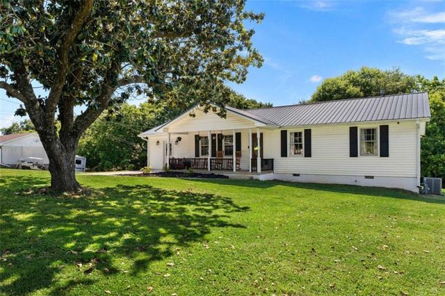 565 N Marble Street N, Rockmart, GA 30153
