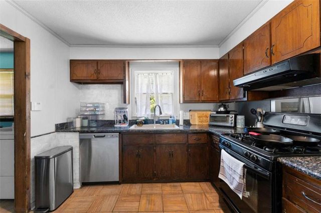565 N Marble Street N, Rockmart, GA 30153