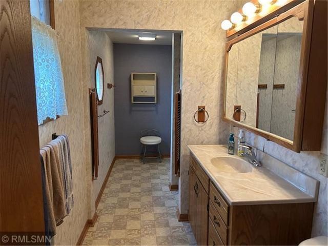 12050 M Y Road, Grantsburg, WI 54840