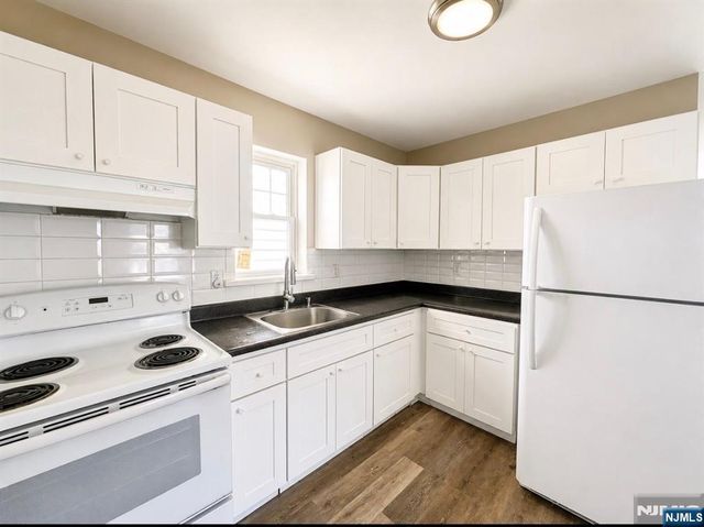 242 Rosa Parks Boulevard, Paterson, NJ 07501