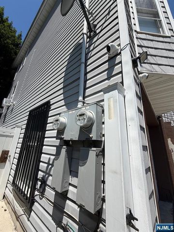 242 Rosa Parks Boulevard, Paterson, NJ 07501