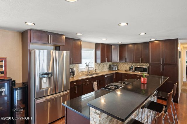 3017 Bettles Bay Loop, Anchorage, AK 99515