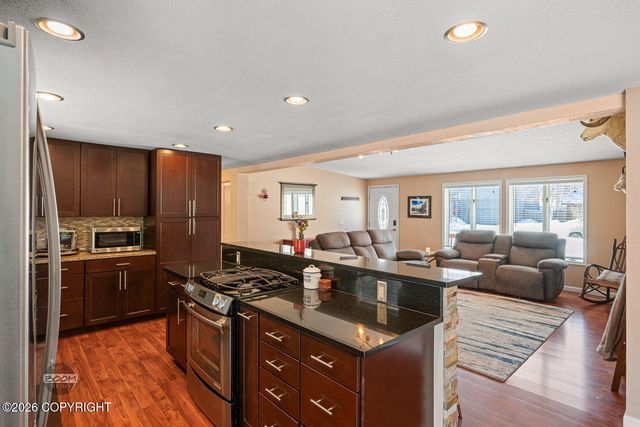 3017 Bettles Bay Loop, Anchorage, AK 99515