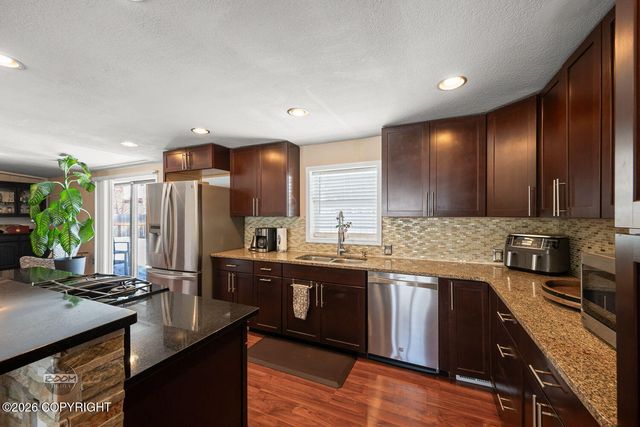 3017 Bettles Bay Loop, Anchorage, AK 99515