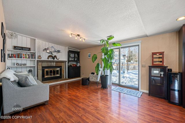 3017 Bettles Bay Loop, Anchorage, AK 99515