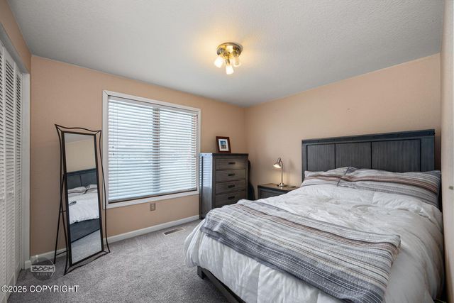 3017 Bettles Bay Loop, Anchorage, AK 99515