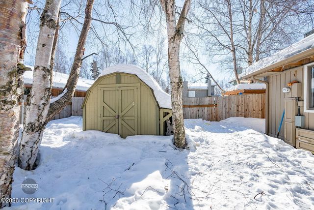 3017 Bettles Bay Loop, Anchorage, AK 99515