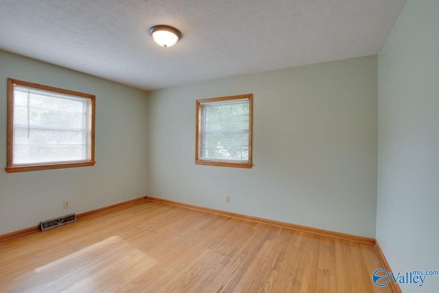 3902 Mccalley Place, Huntsville, AL 35805