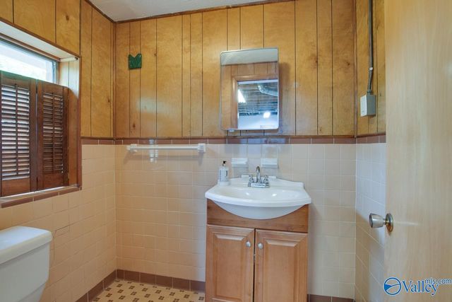 3902 Mccalley Place, Huntsville, AL 35805