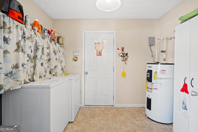 398 Clydes Way, Jackson, GA 30233