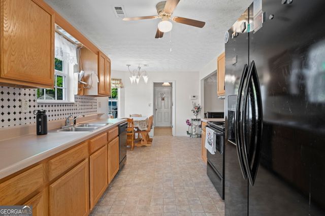 398 Clydes Way, Jackson, GA 30233