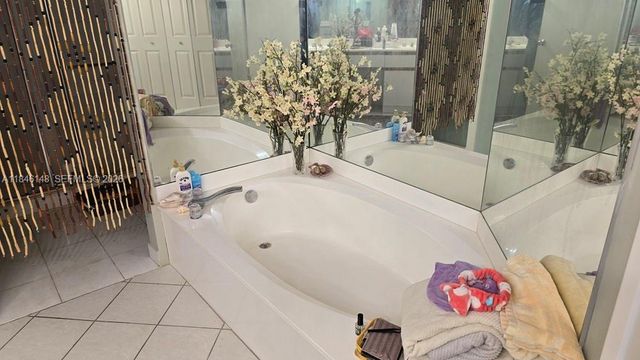 3400 NE 192nd Street 1205, Aventura, FL 33180