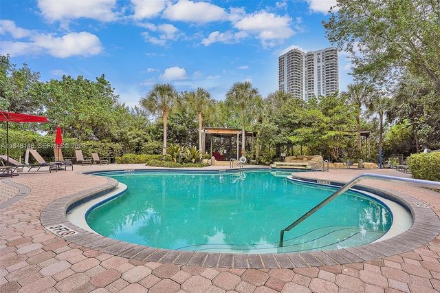 3400 NE 192nd Street 1205, Aventura, FL 33180