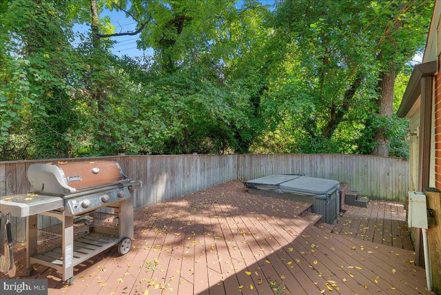 4600 STRATHBLANE PL, Alexandria, VA 22304