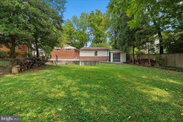 4600 STRATHBLANE PL, Alexandria, VA 22304