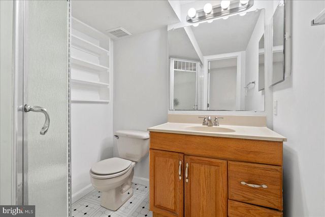4600 STRATHBLANE PL, Alexandria, VA 22304