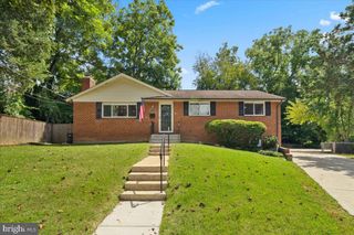 4600 STRATHBLANE PL, Alexandria, VA 22304