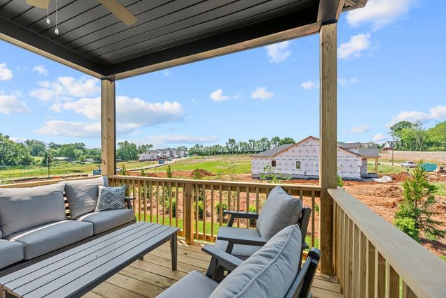 2559 Peaceful Valley Drive, Columbia, TN 38401