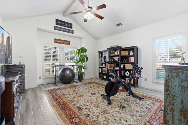 308 Oak Plaza CV, Georgetown, TX 78628