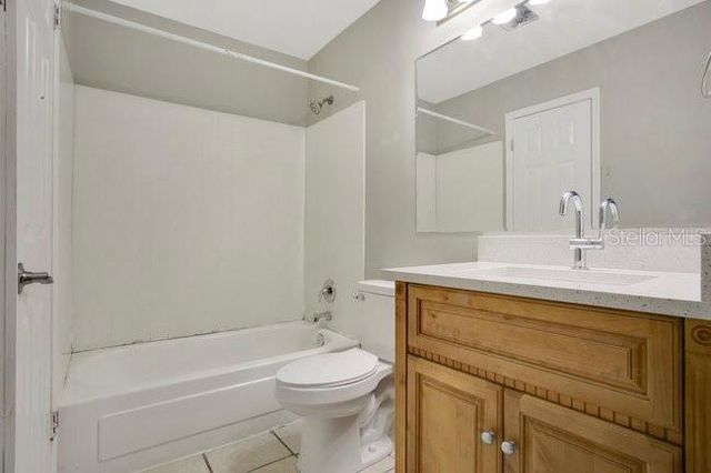 1695 LEE ROAD D211, Winter Park, FL 32789